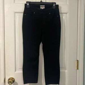 Westbound size 2P black capris. Elastic waistband  and spandex for comfort fit.